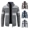 Męskie swetry kardigan z kapturem z bluzy z zamkiem z zamkiem słowo -jesienna zima polar grube ciepłe wełniane modne kurtka kamuflażowa kurtka