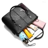 Kvällspåsar lyxiga handväskor Kvinnor Designer Big 2024 för solid axelväska läder handväska säck bolsa feminina