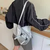 HBP Несовершенно новая мужская поясная сумка в стиле хип-хоп с заклепками и блестками, серебряная водонепроницаемая женская сумка-мессенджер унисекс