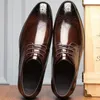 Модельные туфли, элегантные мужские броги, оксфорды на шнуровке с острым носком, кожаные в деловом стиле для вечеринок, для социальных сетей, для офиса и бизнеса, L19