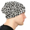 Bérets Tropical Wild Animal Leopard Skullies Bonnets Casquettes Unisexe Hiver Chaud Tricot Chapeau Fourrure Peau Bonnet Chapeaux Casquette De Ski En Plein Air