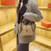 Designer-Taschen sind 90 % günstiger. Texture Womens Bag 2024 New Handbag Large Capacity One Shoulder Diagonal Straddle Tide