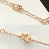 Classic Womens Bracelet Designer Rose Gold Plated Inlaid Crystal Mother O Pearl Monogram Lower Charm Bracelets Ine Personalize Luxe Jewelry Woman Birthday