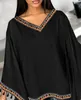 القمصان النسائية Top Women 2024 Spring Fashion Tassel Tassel Patch Batwing Sleeve غير الرسمي