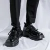 Lässige Schuhe Männer schwarze Herbst kleine Leder Luxus Modeplattform Trend vielseitig Japan Koreanische Businessanzug Herren