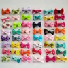 100 pçs / lote inteiro artesanal mistura colorida pequenos arcos cão filhote de cachorro gato pet arco grampos de cabelo grampos de cabelo aliciamento barrette vestuário accessor209d