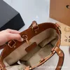 Les sacs de créateurs sont 90% de réduction moins cher 2024 Nouveau Koujia grande capacité Classic Classic One épaule Diagonal Straddle Handsbag Prtige