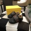 Luxe peuter schoenen hoge kwaliteit lederen kinderschoenen maat 21-25 designer baby prewalker doos verpakking jongens meisjes eerste wandelaars 24Mar