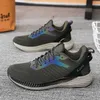 Chaussures de marche Chaussures décontractées Chaussures de sport Chaussures de course pour hommes Casual Flying Tissé Surdimensionné Toutes saisons Polyvalentes Chaussures de marche d'âge moyen et âgées