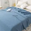 Комплекты одеял Детское охлаждающее летнее хлопковое одеяло для кроватей Queen King Size Детское тонкое летнее одеяло Серое синее вязаное покрывало на покрывале YQ240313