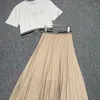ツーピースドレスデザイナー女性用半袖花柄の刺繍Tシャツとカラーブロックプリーツロングスカート2インケット2 PCドレススーツSMLXL HCL2