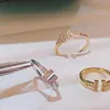 Bague en diamant Double T en or V pour femmes, luxe léger et petite foule, tagram, Design haut de gamme, cadeau pour meilleurs amis