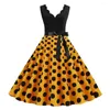 Casual Dresses Classic 1950-talets filmklänning Vintage rygglös elegant blommig snörning midi med V-ringningsbåge för kvinnor