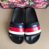 Diseñador Hombres Mujeres Sandalias con bolsa de polvo correcta Zapatos estampados zapatillas de playa de verano unisex de goma Zapatilla plana ancha tamaño 35-45