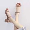 Klänningskor Fashion Woman Sandals 2024 Summer Style Square High Heels glider på kvinnor damer arbetar sandalier lågklackade