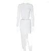 Sukienki robocze Kobiety czarny biały dwuczęściowy zestaw kobiet 2024 Fall Crop Top Nieregularne mini spódnice nocne stroje imprezowe garnitury