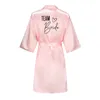 Kvinnors sömnkläder Team Bride Bridesmaid Mother Robes med vita skrivande klänningar för kvinnor Bathrobe Maid of Honor Kimono Wedding Present