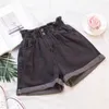 Kvinnors shorts 2021 sommaren hög midja denim shorts kvinnor casual lös dam mode rulla upp hem elastisk midja jeans fe plus size s-5xll24313