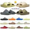 Sandaler Designer Slides tofflor Foam Runners Men Woman Slider Foam Runner Mineral Blue Onyx Pure Bone Harts Clog Desert Ararat Slides Shoe