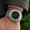 Orologio sportivo da uomo al quarzo digitale verde chiaro 2100 Ora mondiale Funzione completa LED impermeabile con sollevamento automatico della mano Serie in rovere chiaro