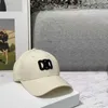 Projektantka Letter Haft Baseball Fashion Modna i damska Podróż dla kobiet Zakrzywiona kaczka z kaczki z kaczki na zewnątrz Sprzedaż Rekla Sunshade Hat Ball Caps JC3H 5PZX