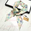 2024 Nya bin Flora Slåsande G Horsebites Tryck Silk Neck Bow Scarf Headband Luxury Brands G Women Silk Scraves Toppklass Skala halsdukar Hårband Silk