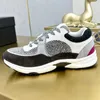 Runway Women and Men Sneakers Hot Sale tjock sula snörning utanför promenad lapptäcke höjd ökar mode lyxdesigner par tränare