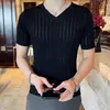 Mens T Shirtler 2024 Yaz Moda Kısa Kollu T-Shirts Erkek İçi Boş Çıkış V Yastık Tees Üstler Erkekler İnce Fit Nefes Alabası T-Shirt H81