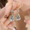 أقراط Dangle 2024 Trend Trend الأنيقة الراقية الفاخرة الفائقة الفلاش شرابة الكريستال مرصع بالزركون السيدات الحساسة