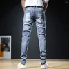 Mäns jeans Autumn Elastic Brodered Patchwork Hip Hop Denim Pants Korean Fashion Slim Fit Trousers for Men baggy