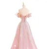 Runway-Kleider: Wunderschönes formelles Abendkleid in Rosa, glitzernd, schulterfrei, mit Perlen verziert, Pailletten, Rüschen, lange Promi-Bankettkleider
