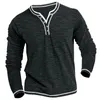 Mens Plain Henley Shirt Round Neck T-shirt Summer Bekväm bomullsmod Långärmad avslappnad gata slit Sports topp BASIC 240307