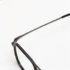 Erkekler için Optik Gözlükler Kadınlar Retro Tasarımcı GMS-637TS Moda Sayfası Gözlükleri Titanyum Çerçeve Ayrıntılı Elastikiyet Kare Tarzı Blue Hafif Lens Plakası Kutulu