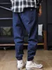 メンズジーンズプラスサイズのジーンズメンルーズジョガーストリートウェアハーレムジーンズカーゴパンツアンクルレングスデニムズボンL240313