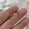 Bague de styliste V en or Gu souffrant du même nœud, avec diamants entrelacés, Tanabata, cadeau de saint valentin, G4L6