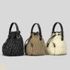 Designer Puffy Padded Bucket Bags Women Ruched Shoulder Crossbody Bag Lattice Drawstring Handbag Ladies Down Cotton Handle Bags 240309