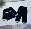 Nyaste stil Kids Boys Girls Set 2pc Cotton Hoodie Pants Suits kläder Autumn Children Boy Casual Outfit Tops3946395