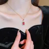 Pendant Necklaces INS Imitation Emerald Necklace Y2K Women's Gem Luxury Retro Collarbone Chain And Neck Party