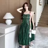 Vestidos casuales 2024 Francés de alta calidad Spaghetti Straps Green Women's Elegant Velvet Temperament Long Evening Party Vestidos