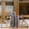 Nordic Simple and Creative Study Living Room Wine Cabinet Decoration Ornaments Sport People Bookends litar på böcker 210414275G
