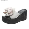 Slippare Nya 2024 Summer Bow Fish Mouth Slope Heel Tjock Botten stor vattentät plattform Fashion Roman Womensh240313