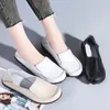 Casual Shoes 2024 Mocasines Women Platform Soft äkta läderkvinna Flats Kvinnliga loafers slip-on Mother Plus Size 44