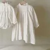 Mädchen Kleider Neue Kurze Stil Leinen Runced Kleider für Kinder Kleidung Solide Casual Lange Baby Kleid ldd240313