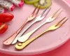 Fruit Fork Luxury rostfritt stål Guldkakdessertgafflar härliga mini gaffel som används för tårta i fest snigel gaffel restaurang kök ba2431830