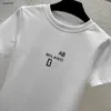 Kobietowe spódnice garnitury sukienki Designerskie Dwuczęściowe marka Graffiti drukowanie wysokiej talii długą dordskurt Zestaw damskiej sukienki mody Slim-Fit T-shirt 2pcs 11 marca