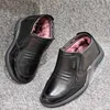 HBP Destino di moda non marchio Spring Spring Walking Shoe Scarpe in pelle nera per uomini Made in Cina