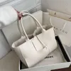 Discount Shops 2024 Spring New Net Red Same Woven Tote Bag Shopping Single Shoulder Underarm Handbag Mother