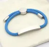 5 couleurs de créateur de créateur bracelet gravé V initiales de corde en nylon Espace émail mode titane en acier noir rouge bleu couleurs argent plaqué pour femmes femmes hommes cadeau