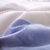 Comforters sätter quiltad sommar täcke och fodral eller enstaka täcken mjuk andningsbar tvättbar tunn täcken dubbel filt yq240313