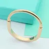 Designer Set Tiffanybracelet Women T Family Horseshoe Shaped Titanium Steel Rose Gold Armband smycken